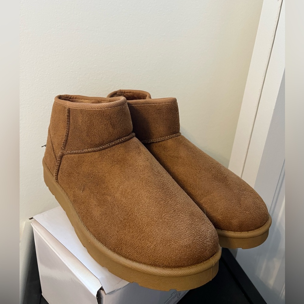 Brand new Uggs (fake)